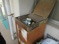 pict-環境委員空き缶つぶし (3)