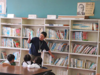 pict-1年生図書室説明 (3)