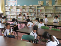 pict-1年生図書室説明 (5)