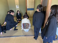 9CAA2784-A783-49F6-8AEC-5F6FC931F987