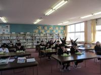 6-1女子だけ図書室で